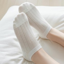 Women's Bamboo Fiber No-Show Socks: Breathable, Non-Slip, Seamless Summer Ankle Socks