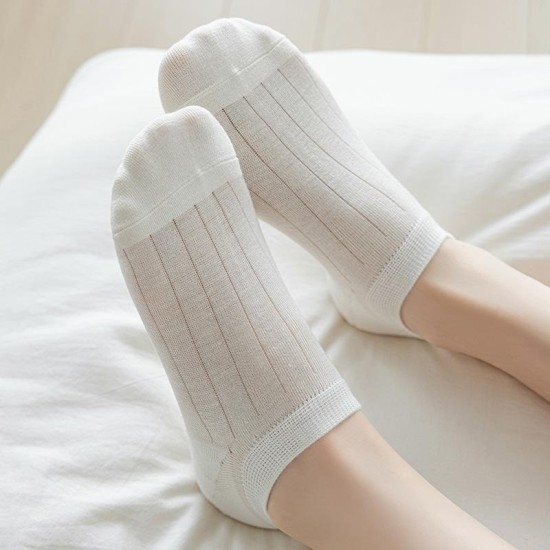 Women's Bamboo Fiber No-Show Socks: Breathable, Non-Slip, Seamless Summer Ankle Socks